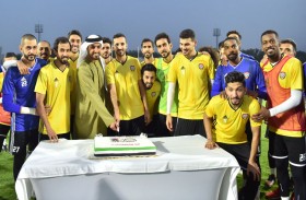 راشد بن حميد يشهد تدريبات منتخبنا الوطني