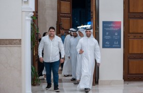 سلطان بن أحمد القاسمي يشهد جلسة«اليوتيوب ومعادلة الترفيه والتأثير» في افتتاح المجلس الرمضاني بمسرح المجاز