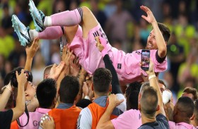 ميسي يقود إنتر ميامي إلى إحراز كأس الرابطتين 