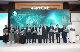 جامعة خليفة تحصد جائزة المركز الأول في مسابقة فيرتيكلينك للأبحاث العلمية في مجال الإخصاب وتقنيات الخصوبة