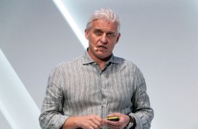  ملياردير روسي يتخلى عن جنسيته احتجاجا على غزو أوكرانيا 