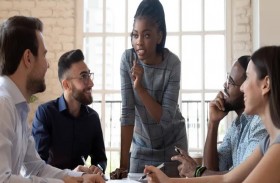 هل تتغير مهارات المدير في العمل مع مرور الوقت؟