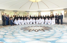 نهيان بن مبارك: رئيس الدولة يضع ثقته بشباب الإمارات الثروة الحقيقية للوطن وبناة مجده