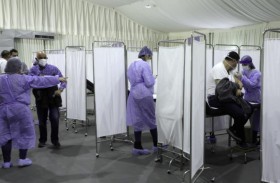 هيومن رايتس تحذّر من استثناء فئات مهمشة من التلقيح بلبنان 