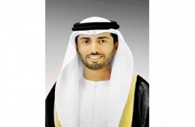 سهيل المزروعي: اليوم الوطني مناسبة غالية نسترجع فيها قيم زايد  