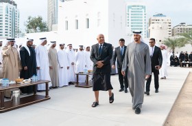 محمد بن زايد يستقبل رئيس وزراء جزر فيجي ويبحث معه العلاقات الثنائية بين البلدين 