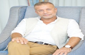شريف منير تاجر مخدرات فى (حلم الأسمرات) 