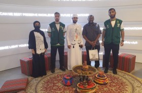 مترجمي لغة الإشارة في شرطة دبي يرسمون البسمة على شفاه أصحاب الهمم في إكسبو