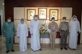 اللجنة التنظيمية للمنافذ والنقاط الحدودية في الشارقة تناقش آليات تطوير العمل والارتقاء بالأداء العام لمنافذ الإمارة 