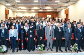 أكثر من 120 باحثاً يناقشون تطورات الذكاء الاصطناعي في المتلقى الطلابي السنوي لجامعة العين