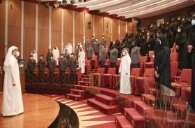 منصور بن زايد يصدر قرارا بمنح الضبطية القضائية لـ 127 من اختصاصي حماية الطفل في أبوظبي