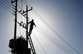 حاول الانتحار فعاقبته الكهرباء بصعقة 