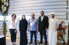 شما المزروعي تزور جناحي جزر سليمان وسورينام في إكسبو 2020