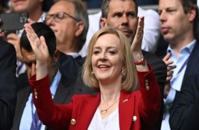 تراس على أعتاب السلطة في ختام حملة المحافظين ببريطانيا 