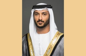 ابن طوق: المرأة الإماراتية جزء رئيس في العمل الاقتصادي