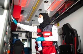 حمدة الحمادي مسعفة دبي التي تفرغت لمواجهة كوفيد 19