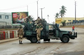 جيش الغابون يعتزم تنصيب قائد الانقلاب رئيساً انتقالياً