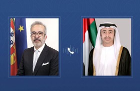 عبدالله بن زايد ووزير خارجية البرتغال يبحثان هاتفيا العلاقات الثنائية والتطورات الإقليمية