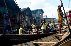 الأزمة الصحية تقحم الملايين في نيجيريا في دوامة الفقر 