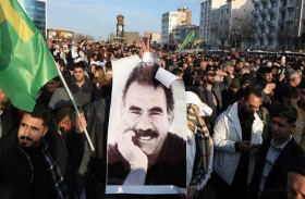 أكراد تركيا ينظمون مظاهرة تطالب بالإفراج عن أوجلان.. فهل تستجيب أنقرة؟