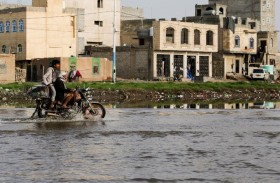 سيول عارمة وأمطار غير مسبوقة تفاقم بؤس اليمنيين 