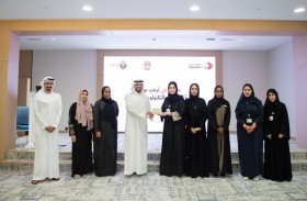 وفد وزارة الصناعة والتكنولوجيا يزور محاكم دبي للاطلاع على أفضل الممارسات المطبقة في مجال إدارة الابتكار ومواهب المستقبل