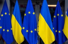 اليورو يصعد بدعم من الجهود الأوروبية لمساندة أوكرانيا وبتكوين ترتفع 