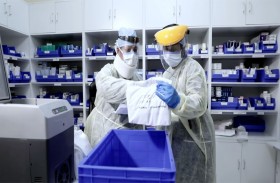 فريق طبي بـاجتماعية الشـارقة يوصـل الأدوية إلى منـازل الحالات