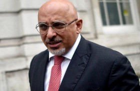  أوميكرون ينتشر بين الأشخاص فوق 50 عاما في بريطانيا 