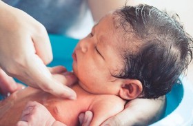 دليل استحمام الرضع والصغار والمراهقين