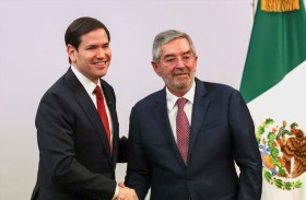 المجر تمنح حق اللجوء لوزير بولندي سابق وتغضب وارسو 