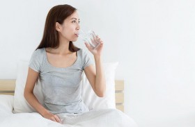 ما هو معدل الماء المطلوب يومياً لبقاء الجسم رطباً؟ 