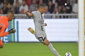 سان جرمان يستعيد الصدارة ومرسيليا يتابع انطلاقته القوية 