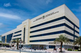 وزارة الصحة تدعم جهود الدولة في الحفاظ على صحة وسلامة الموظفين المهنية في بيئة العمل 