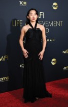 الممثلة الأمريكية جي يونغ يو لدى حضورها حفل توزيع جائزة AFI Life Achievement Award لتكريم نيكول كيدمان في مسرح دولبي بهوليوود. ا ف ب