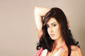 غادة عبد الرازق تدهش متابعيها بلوك جديد