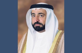 حاكم الشارقة يعتمد هوية «الفاية» لمنتجات العسل