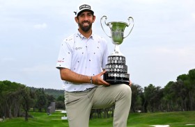 بافون يكسر النحس في مدريد ويتوج بأول ألقابه في «السباق إلى دبي»