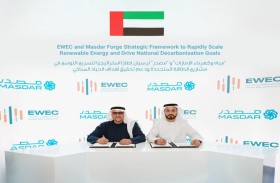 «مياه وكهرباء الإمارات» و»مصدر» تُوقعان اتفاقية لتسريع التوسع في مشاريع الطاقة المتجددة