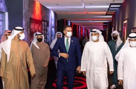السفير العراقي يشيد بتجمع مصوري العالم على أرض الشارقة