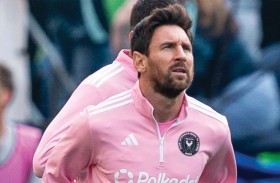 «الزر السحري» يهدد برشلونة.. ميسي يحسم السباق بين لابورتا وفونت