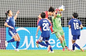 منتخب الإمارات لناشئات الكرة يشارك في أكبر نسخة من تصفيات كأس آسيا