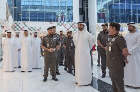 سلطان بن أحمد القاسمي يبحث تعزيز التعاون بين مجلس الشارقة للإعلام والهيئة الاتحادية للهوية والجنسية والجمارك وأمن المنافذ