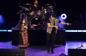 المغني الباكستاني علي ظفار يتألق بأمسية «أرض الأنغام»  في إكسبو 2020