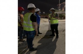 بلدية مدينة أبوظبي تنفذ حملة تفتيشية مسائية على المواقع الإنشائية في منطقة شاطئ الراحة
