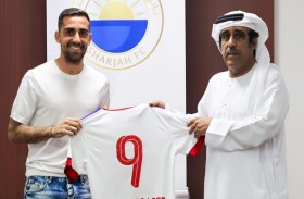 «الآسيوي لكرة القدم» يشيد بالصفقات الجديدة في أندية الإمارات