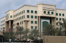 (تعليم) تلزم كافة المعلمين والإداريين بمدارسها بإجراء فحص الكورونا وعلى الرؤوساء المباشرين متابعة الالتزام