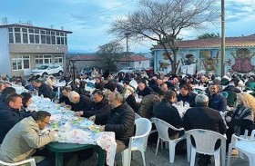 مسلمو اليونان.. روحانية وقرع طبول في رمضان