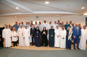 الإعلاميون يستذكرون مسيرة تطور قطاع الإعلام في دولة الإمارات خلال جلسة حوارية بجمعية الصحفيين الإماراتية