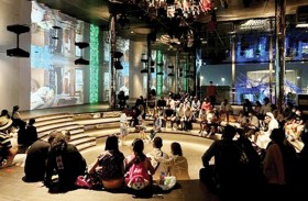 جناح سنغافورة يدعو الزوار للمشاركة في الحوارات الدولية والعروض الفنية المرئية والرقمية 